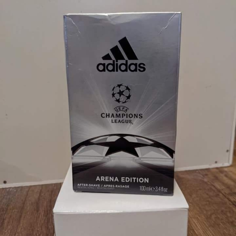 Men's cologne